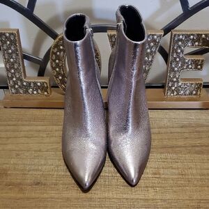 Steven By Steve Madden New York Laili  Silver Metallic Heeled Ankle Boots Sz 6